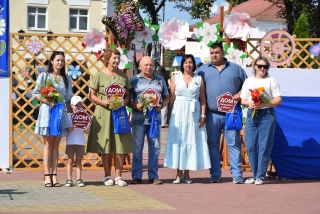 В последнее воскресенье лета в городе Глубокое прошел районный праздник «Палитра красок и цветов»