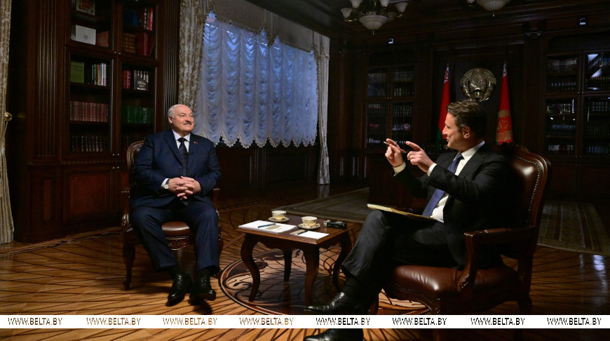 О переговорах с США, встрече Путина и Трампа, Украине и своем преемнике. Главное из интервью Лукашенко журналу Time
