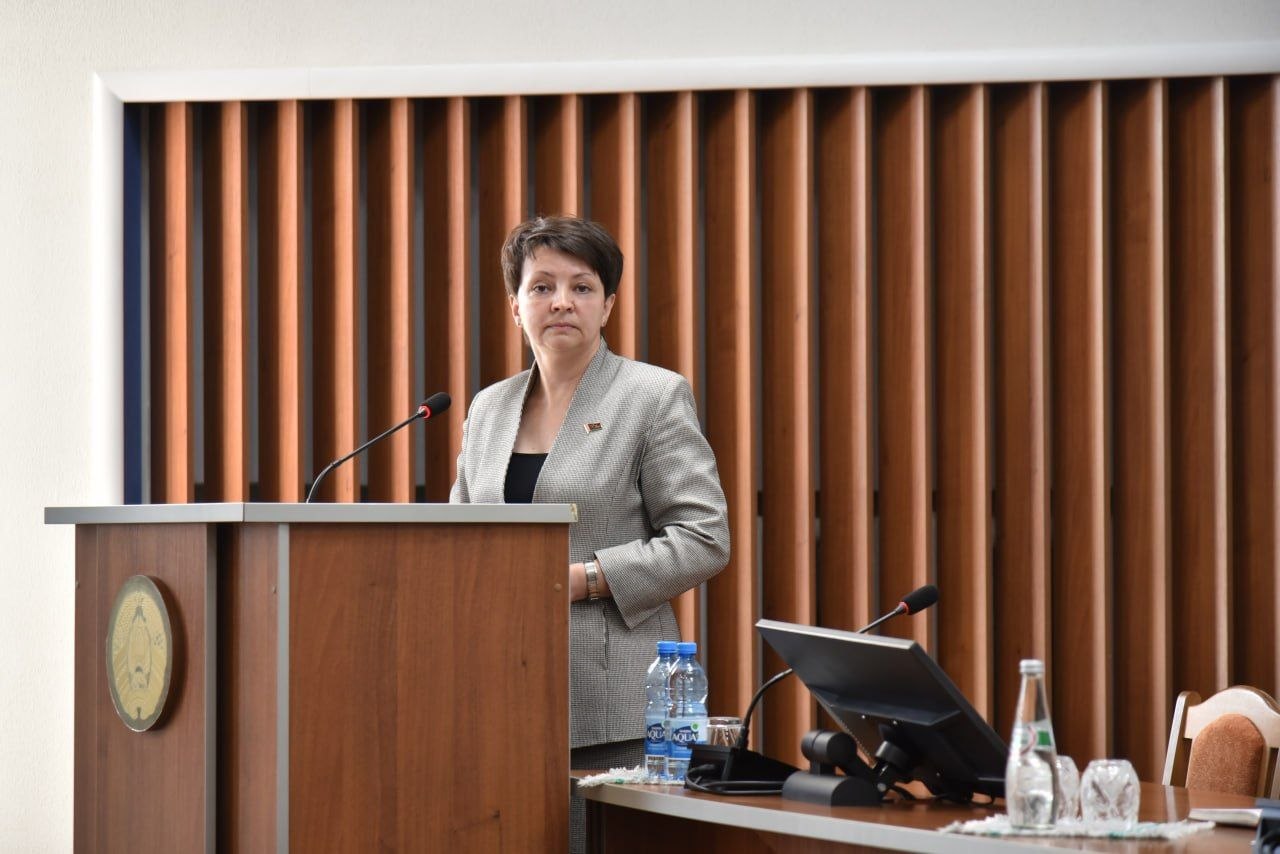 v-glubokom-proshla-ocherednaya-sessiya-rayonnogo-soveta-deputatov_2