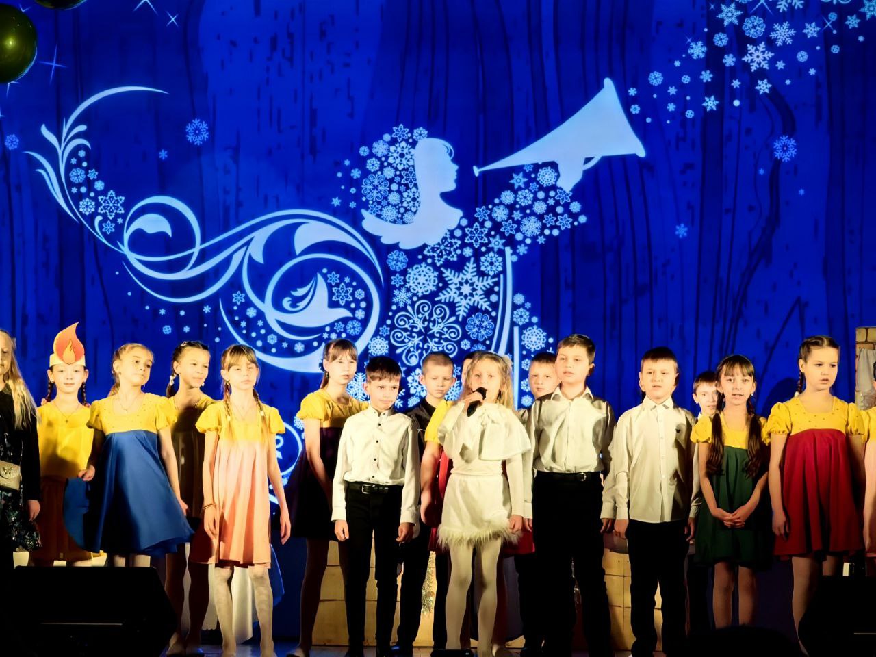 v-glubokskom-gorodskom-dome-kultury-proshli-prazdnichnye-meropriyatiya-posvyashchennye-rozhdestvu-kh_0
