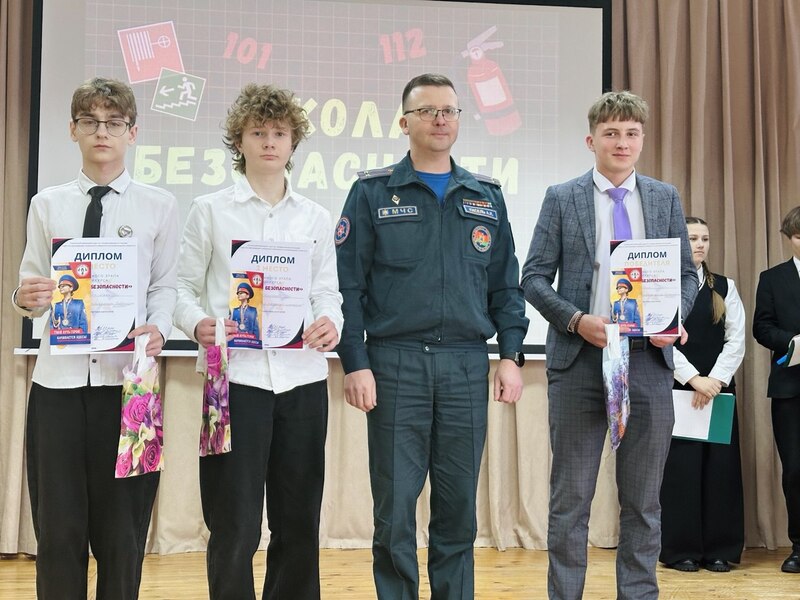 glubokoe-yunye-geroi-bezopasnosti-v-glubokskom-rayone-proshel-konkurs-shkola-bezopasnosti_14