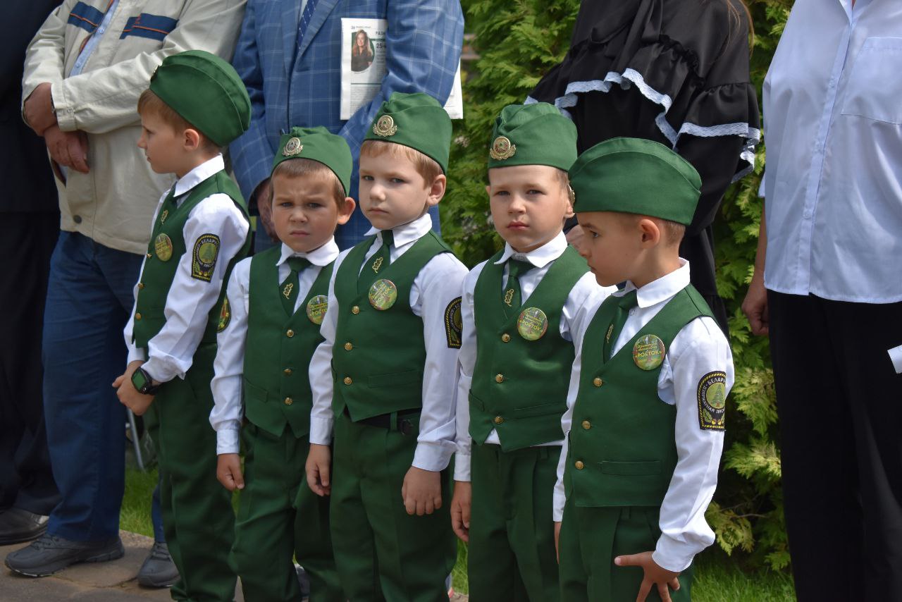 v-glubokom-otkryli-pamyatnuyu-dosku-zasluzhennomu-lesovodu-belarusi_2