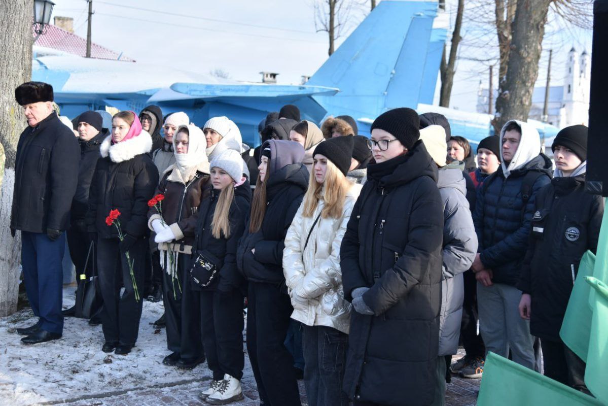 v-glubokom-otmetili-den-pamyati-voinov-internatsionalistov_3