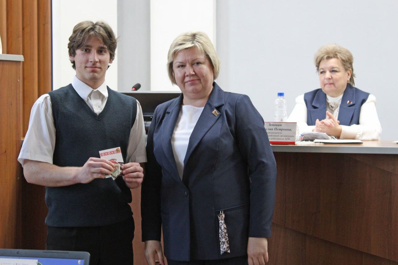 podveli-itogi-raboty-i-nametili-novye-plany-na-tekushchiy-god-v-glubokom-proshel-plenum-brsm_11