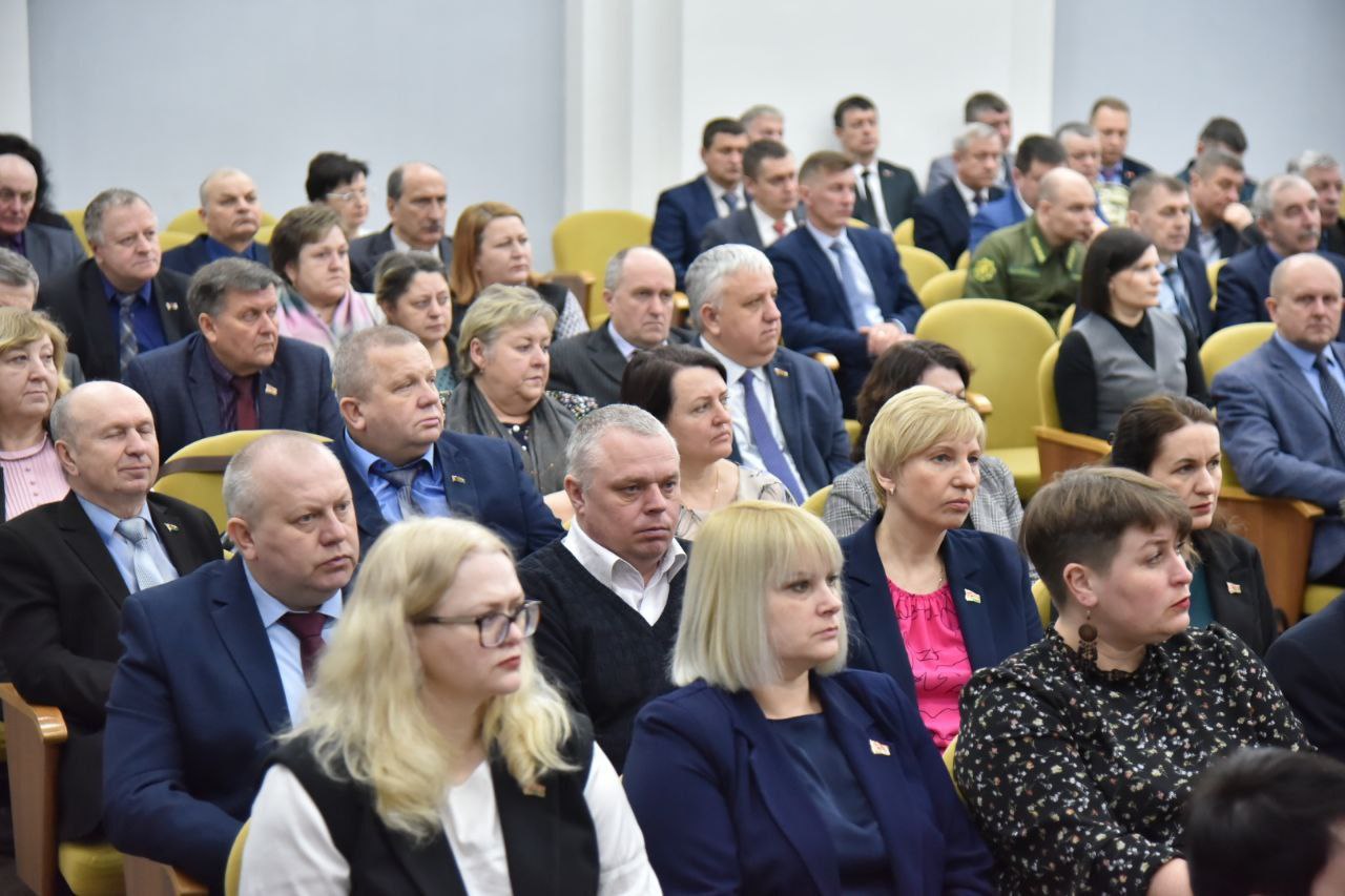 sostoyalos-zasedanie-glubokskogo-rayispolkoma_1