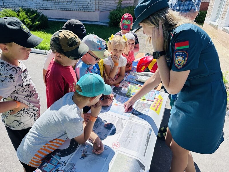 glubokoe-orientiry-leta-kak-deti-uchatsya-bezopasnosti-sredi-solntsa-igr-i-druzhby_7
