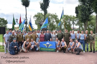 Сегодня в Глубоком отмечают День десантников и сил специальных операций