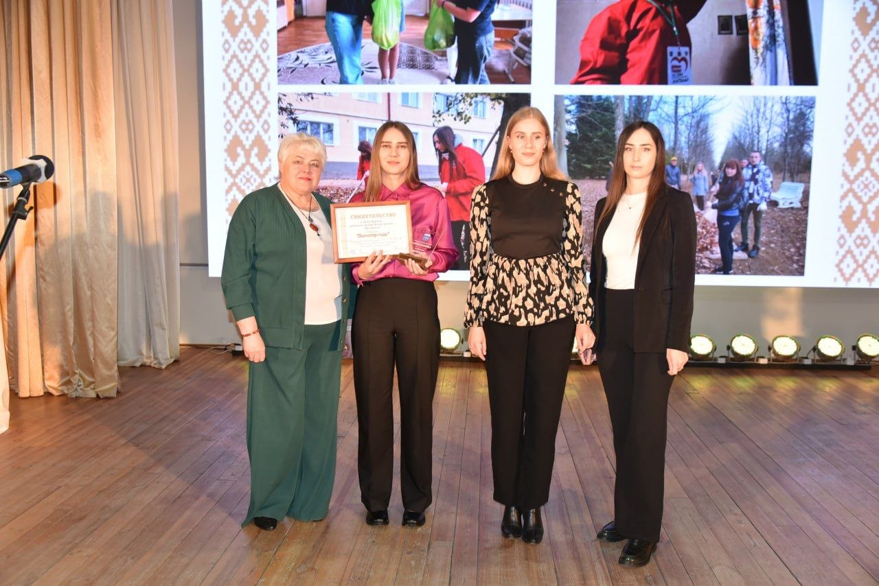 v-glubokom-nazvali-laureatov-traditsionnoy-rayonnoy-molodezhnoy-premii-priznanie_8