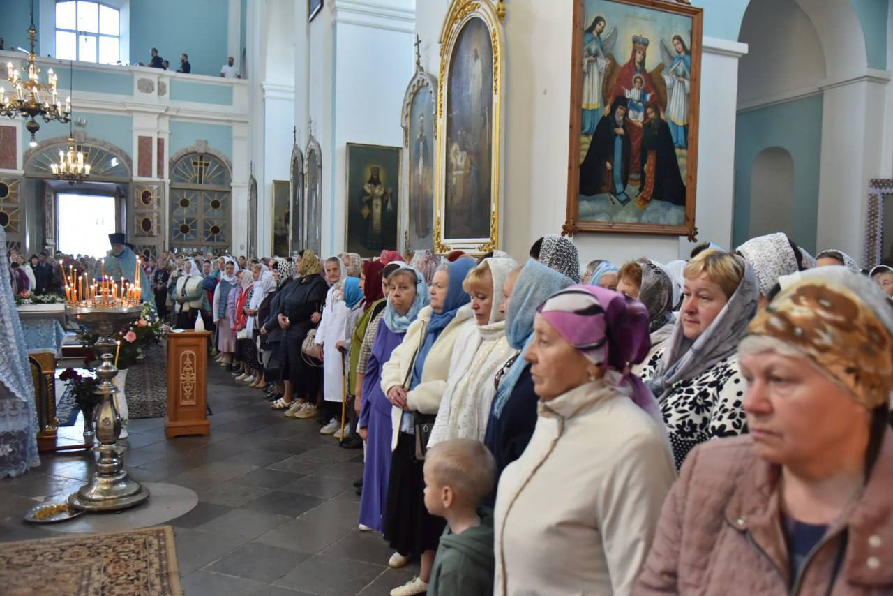 v-sobore-rozhdestva-presvyatoy-bogoroditsy-otmetili-prestolnyy-prazdnik_7