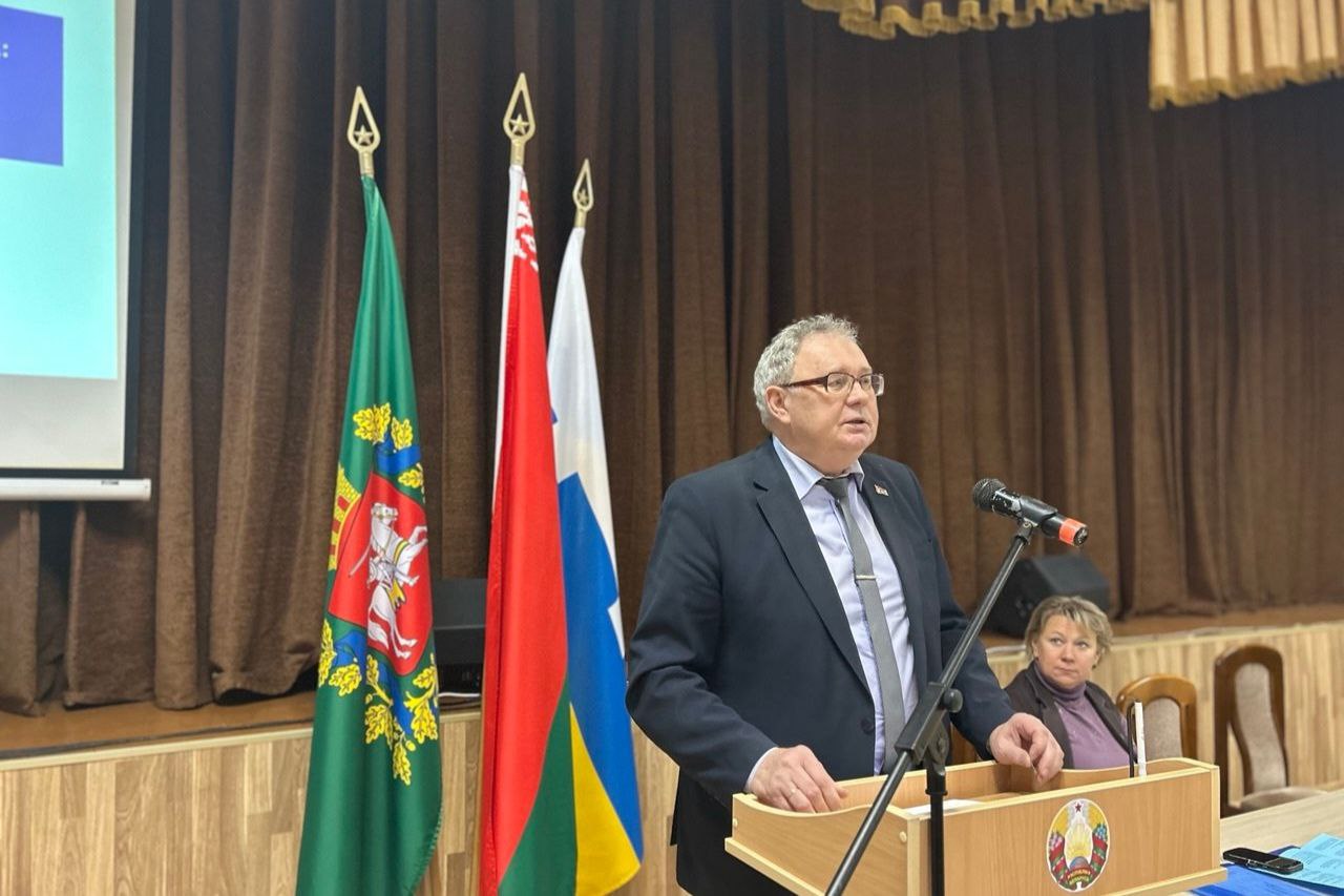 v-glubokom-proshel-vyezdnoy-seminar-dlya-otvetstvennykh-organizuyushchikh-ideologicheskuyu-rabotu-v-_8