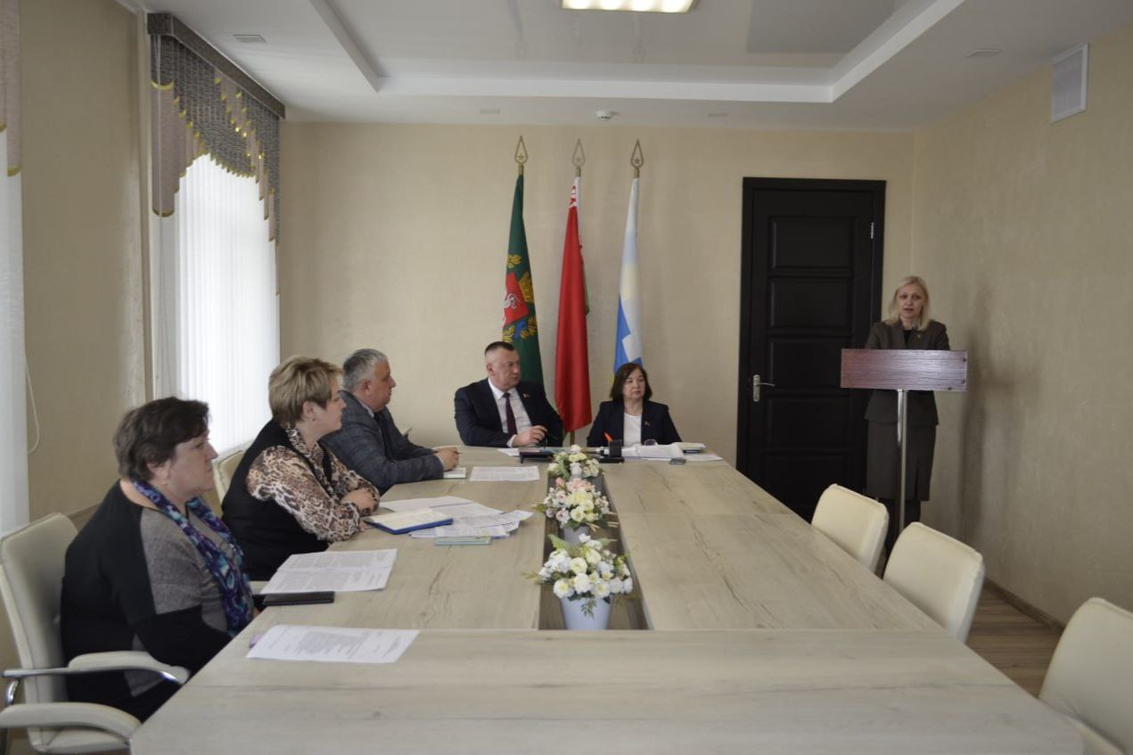 rabota-v-regionakh-anatoliy-sivko-posetil-glubokskiy-rayon_7