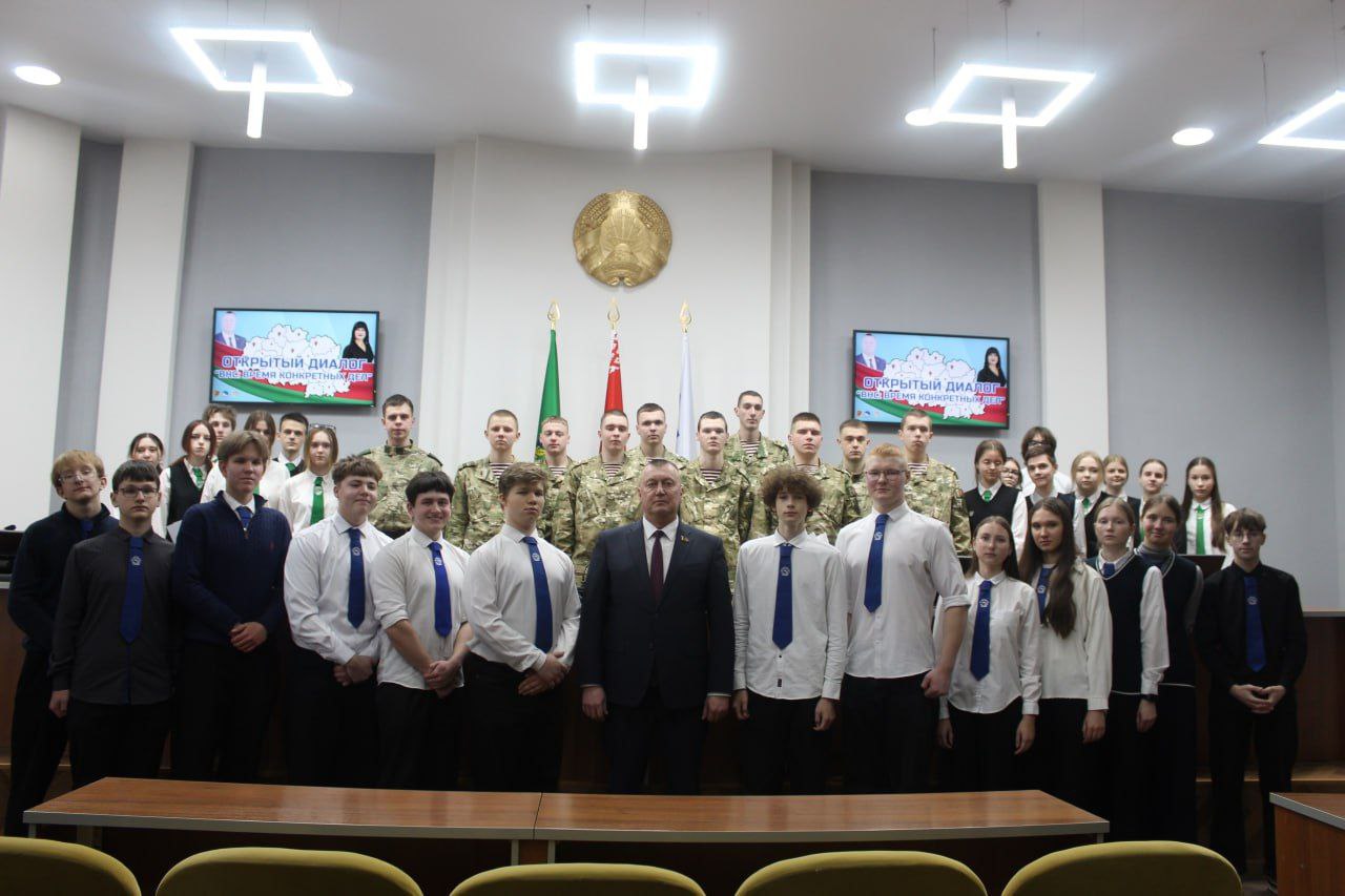 otkrytyy-dialog-vns-vremya-konkretnykh-del-proshel-v-glubokom_5