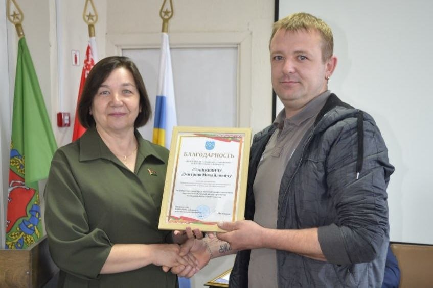 v-glubokskoy-pmk-meliovodkhoz-chestvovali-professionalov-otrasli_3