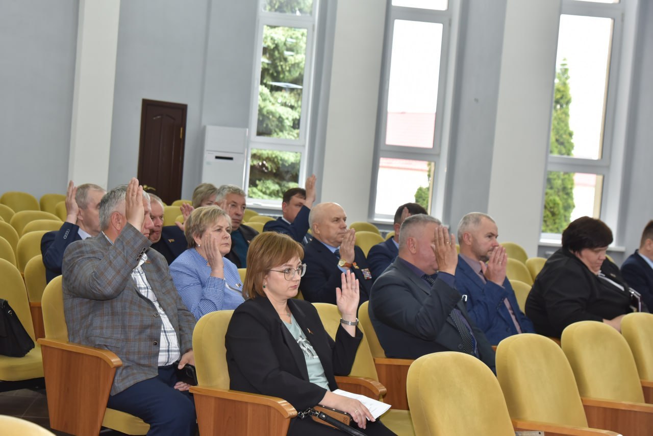 sostoyalas-30-ya-sessiya-glubokskogo-rayonnogo-soveta-deputatov_3