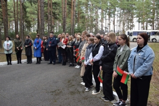 11 апреля в урочище Борок состоялся митинг «Мы будем чтить и помнить вечно»