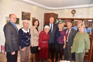 100-летний юбилей отметила ветеран Великой Отечественной войны Нина
Кирилловна Телеш