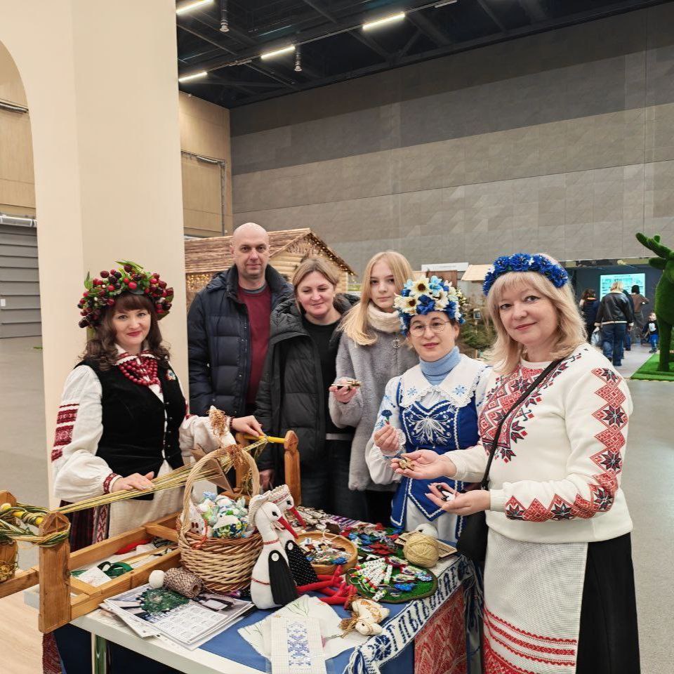 vystavka-moya-belarus-master-klassy-ot-masterov-glubokskogo-doma-remesel_6
