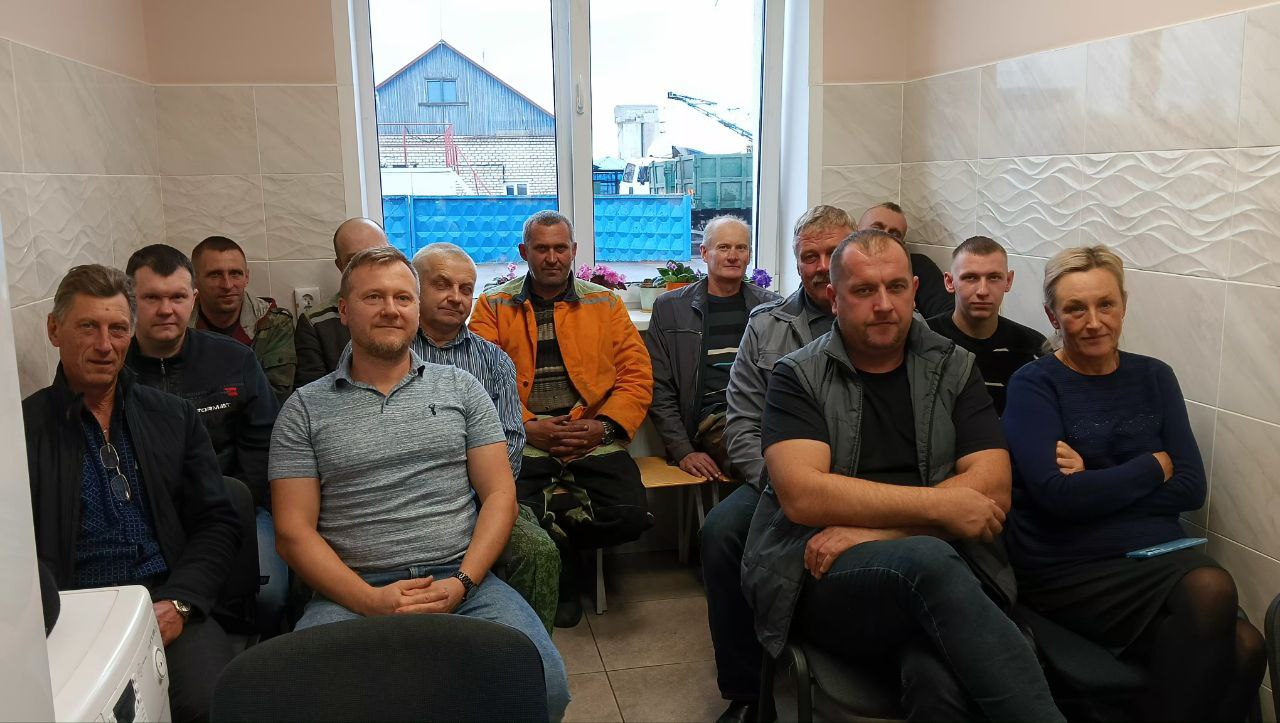 edinyy-den-informirovaniya-proshel-v-glubokskom-rayone_11