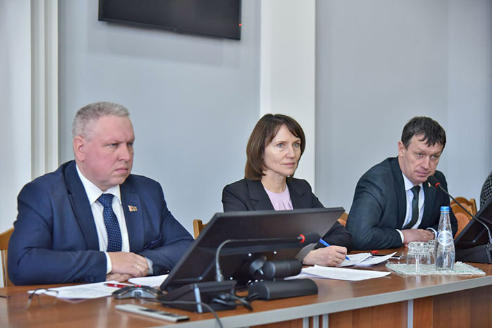 zhitel-glubokskogo-rayona-obratilsya-k-natale-kochanovoy-s-kakim-voprosom_0