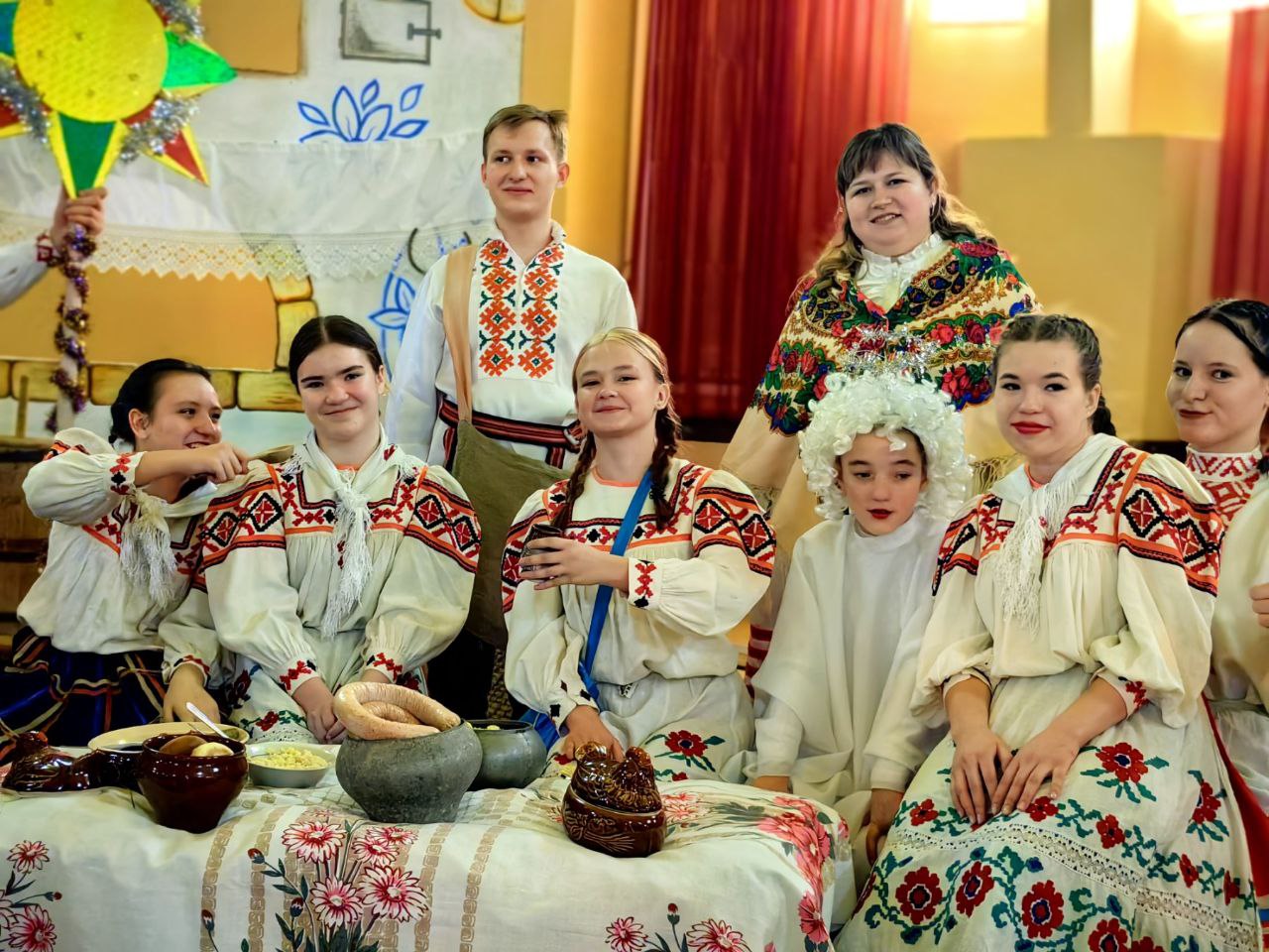 v-glubokskom-gorodskom-dome-kultury-proshli-prazdnichnye-meropriyatiya-posvyashchennye-rozhdestvu-kh_6