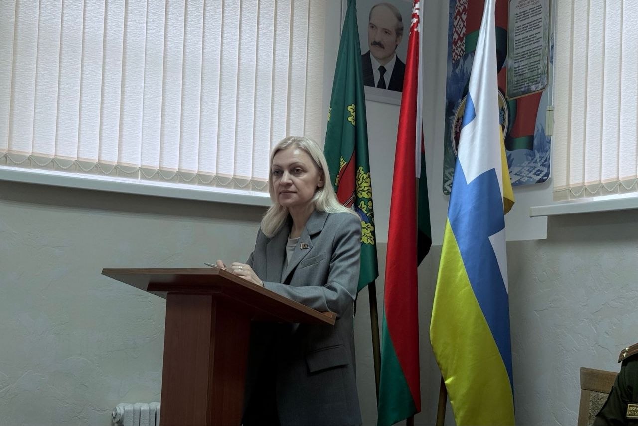 oblastnye-i-rayonnye-informatsionnye-gruppy-posetili-trudovye-kollektivy-glubochchiny_9