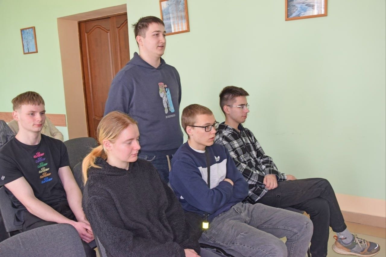 molodye-spetsialisty-kadrovyy-resurs-predpriyatiy-goroda-glubokoe_2