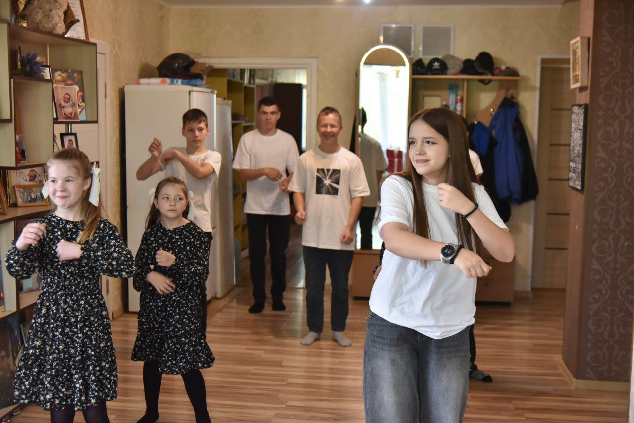 deputat-palaty-predstaviteley-natsionalnogo-sobraniya-respubliki-belarus-anatoliy-sivko-posetil-glub_5