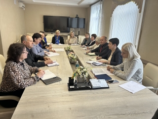 Роль политических партий и общественных объединений в избирательном процессе обсудили участники круглого стола