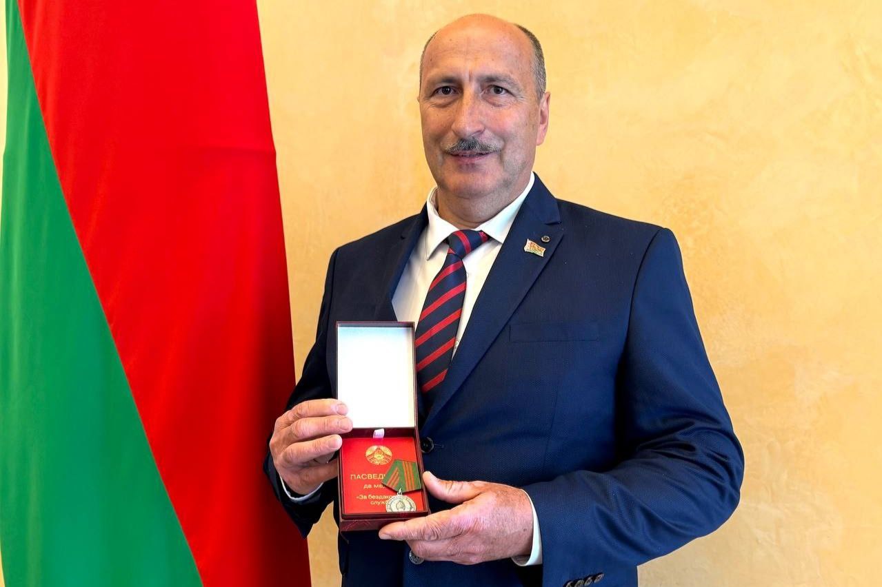 Александр Казак награжден медалью «За безупречную службу» III степени