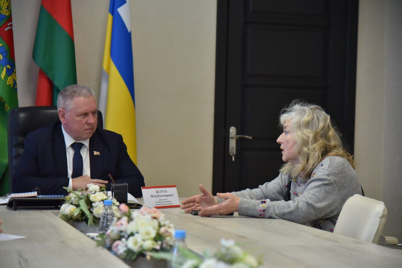 zhile-dlya-medikov-voda-i-livnevki-itogi-priema-u-predsedatelya-rayispolkoma_2