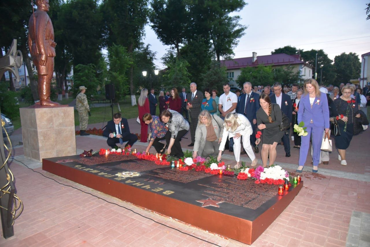 rassvet-kotoryy-razdelil-istoriyu-na-do-i-posle_7