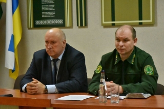 Председатель Глубокского райисполкома Александр Шубский в рамках единого
дня информирования встретился с коллективом Глубокского лесхоза