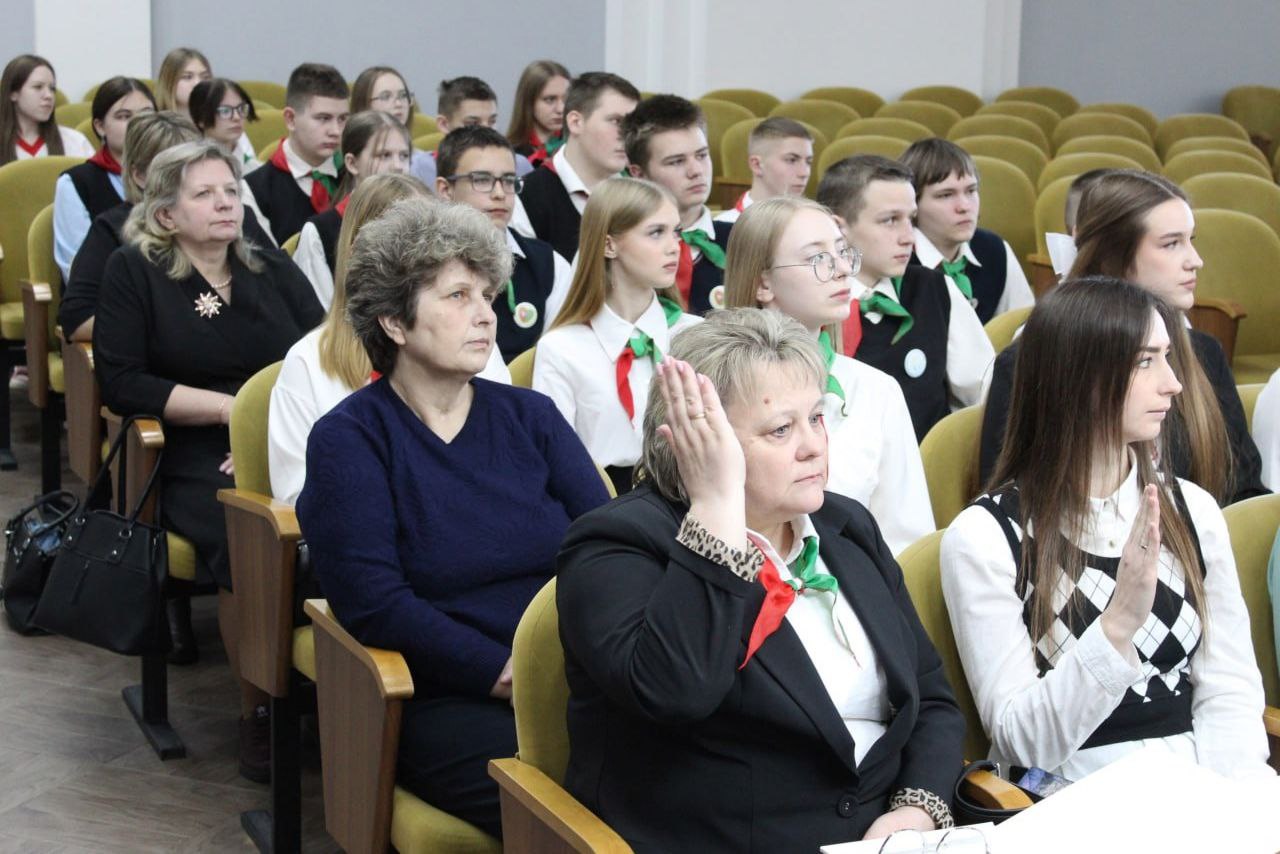 podveli-itogi-raboty-i-nametili-novye-plany-na-tekushchiy-god-v-glubokom-proshel-plenum-brsm_1