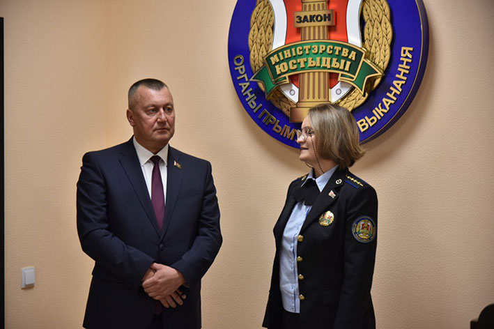 deputat-palaty-predstaviteley-posetil-glubokskiy-rayon-priyem-grazhdan-rabochie-vstrechi-i-obsuzhden_1