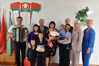 Татьяна Протас, жительница д.Зябки, награждена орденом Матери