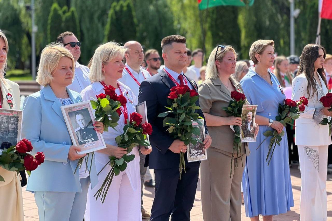 den-molodezhi-na-slavyanskom-bazare-v-vitebske-_2