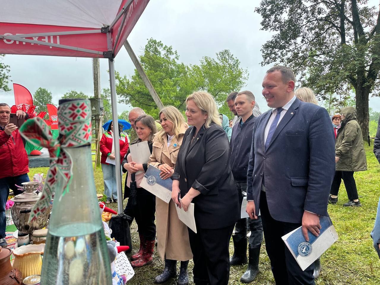 semya-pashukevich-iz-glubokskogo-rayona-pobediteli-oblastnogo-etapa-respublikanskogo-semeynogo-selsk_2