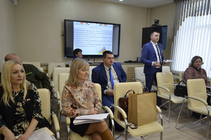 v-glubokom-proshlo-zasedanie-prezidiuma-glubokskogo-rayonnogo-soveta-deputatov_0