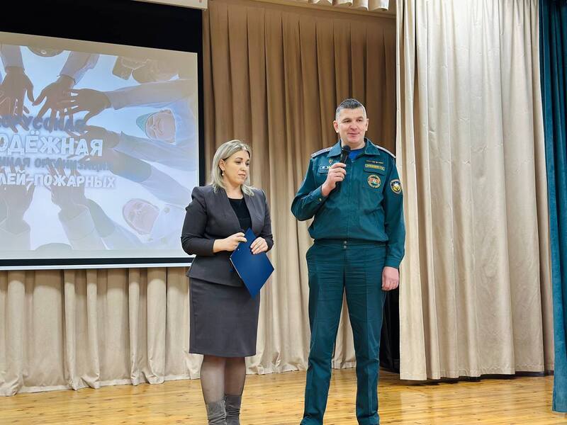 budushchie-geroi-na-starte-proshyel-rayonnyy-slyet-klubov-yunykh-spasateley-pozharnykh_23