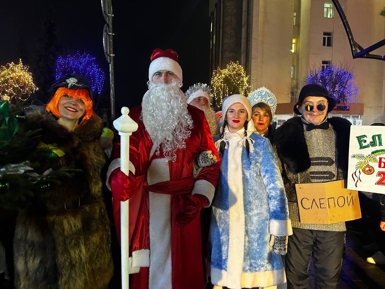 В Глубоком зажгли главную елку