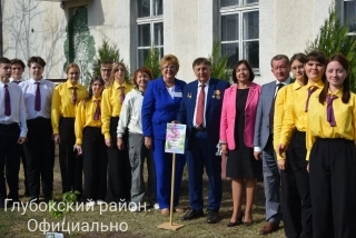 У Падсвільскай школе імя Героя Савецкага Саюза П.М. Казлова закладзены сірынгарый