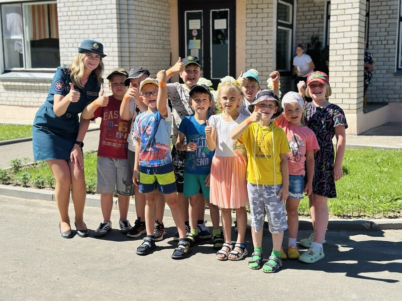 glubokoe-orientiry-leta-kak-deti-uchatsya-bezopasnosti-sredi-solntsa-igr-i-druzhby_3