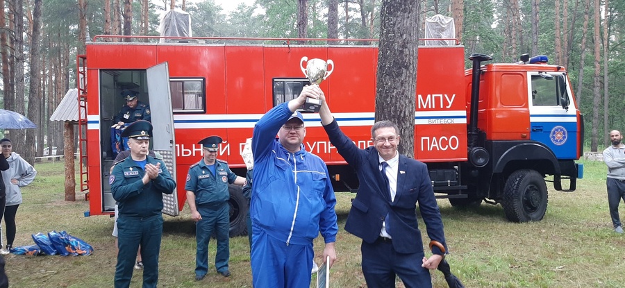 komanda-glubokskogo-rayona-prizr-oblastnykh-sorevnovaniy-sanitarnykh-druzhin-grazhdanskoy-oborony_2
