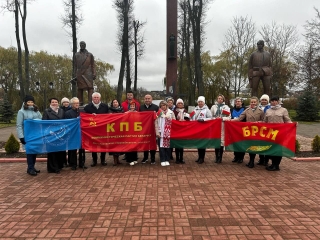 В Глубоком состоялся торжественный
митинг, посвященный Дню Октябрьской революции