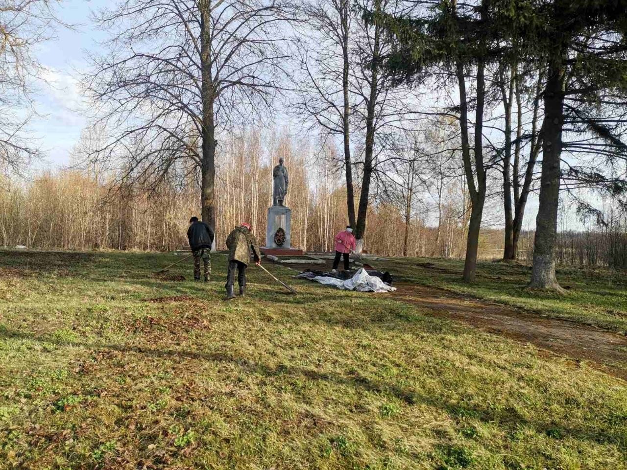 respublikanskiy-subbotnik-proshel-v-glubokskom-rayone-fotofakt_18