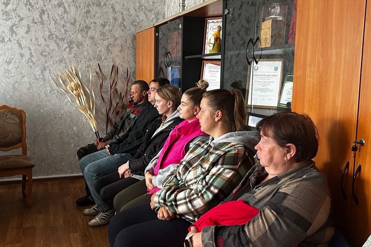 aleksey-abramchik-provel-rabochuyu-vstrechu-s-kollektivom-unitarnogo-predpriyatiya-mnyuto_1