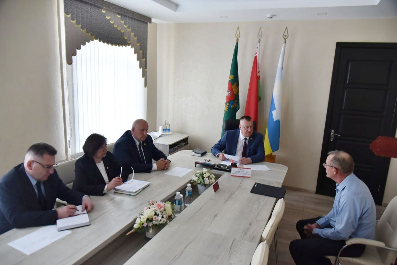 deputat-palaty-predstaviteley-natsionalnogo-sobraniya-respubliki-belarus-anatoliy-sivko-posetil-glub_0