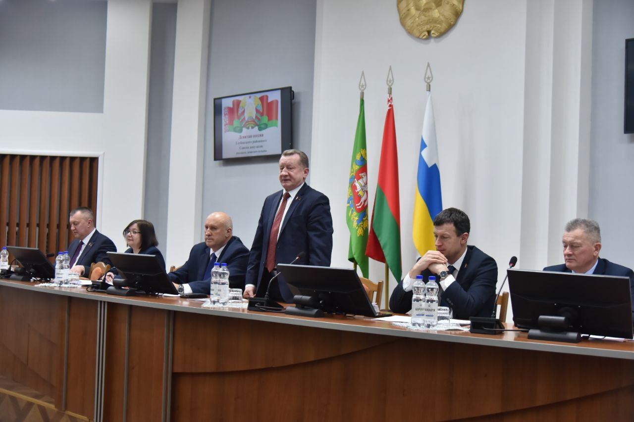 sostoyalas-devyataya-sessiya-glubokskogo-rayonnogo-soveta-deputatov-29-sozyva_6