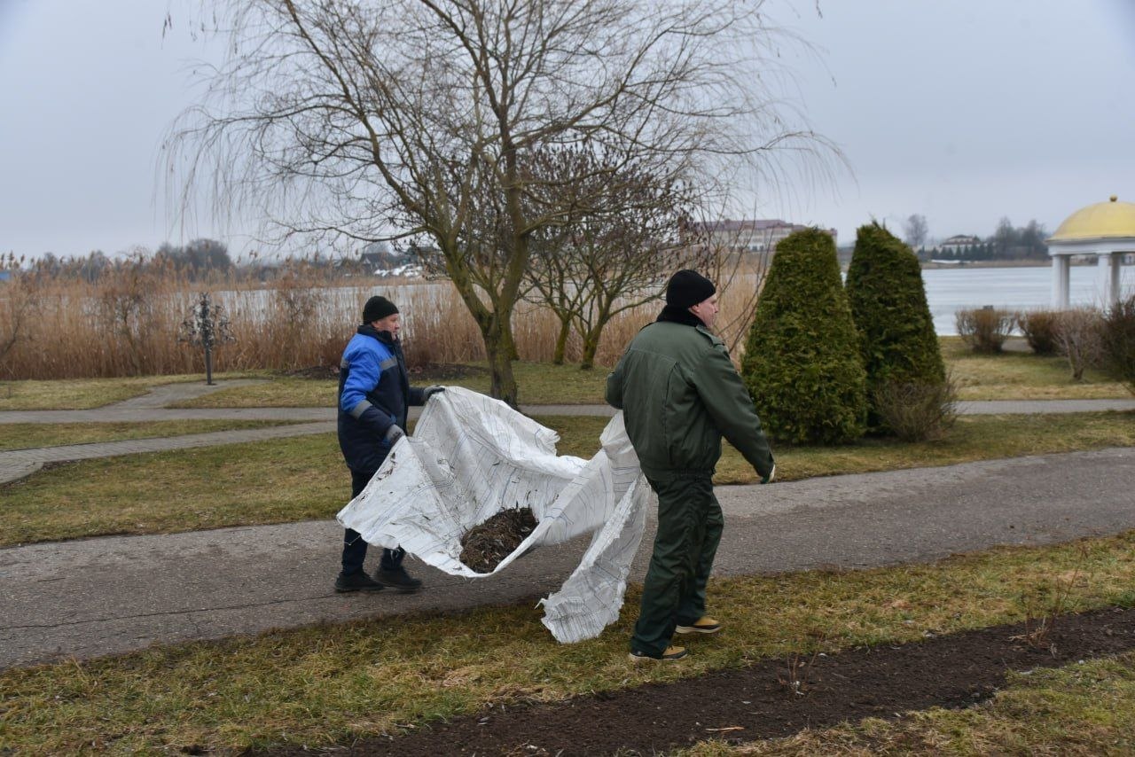 v-glubokskom-rayone-traditsionnyy-vesenniy-subbotnik_9