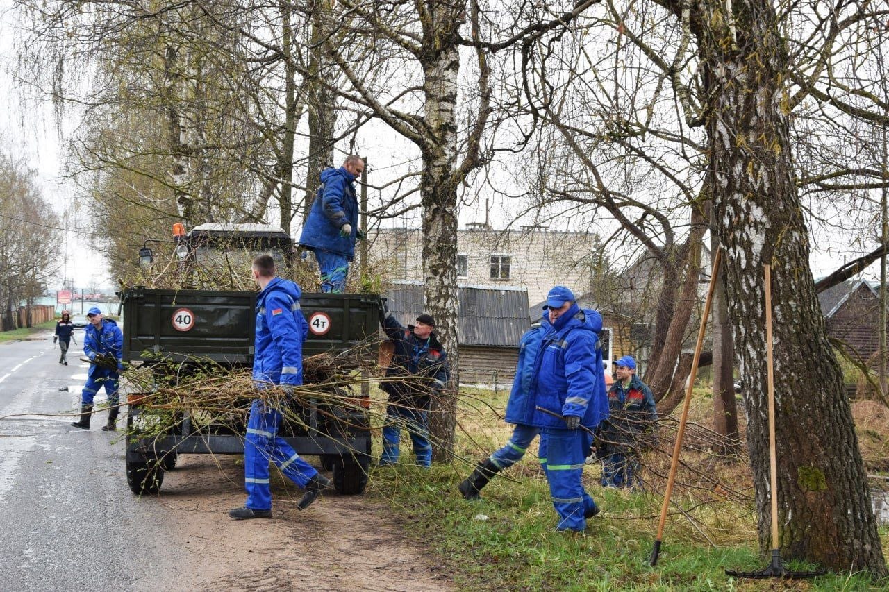 respublikanskiy-subbotnik-proshel-v-glubokskom-rayone-fotofakt_4